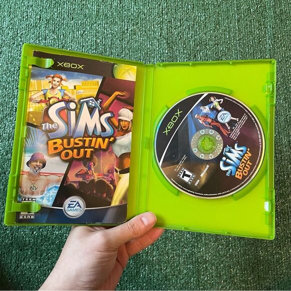 The Sims Bustin' Out Original Xbox - Picture 4 of 5
